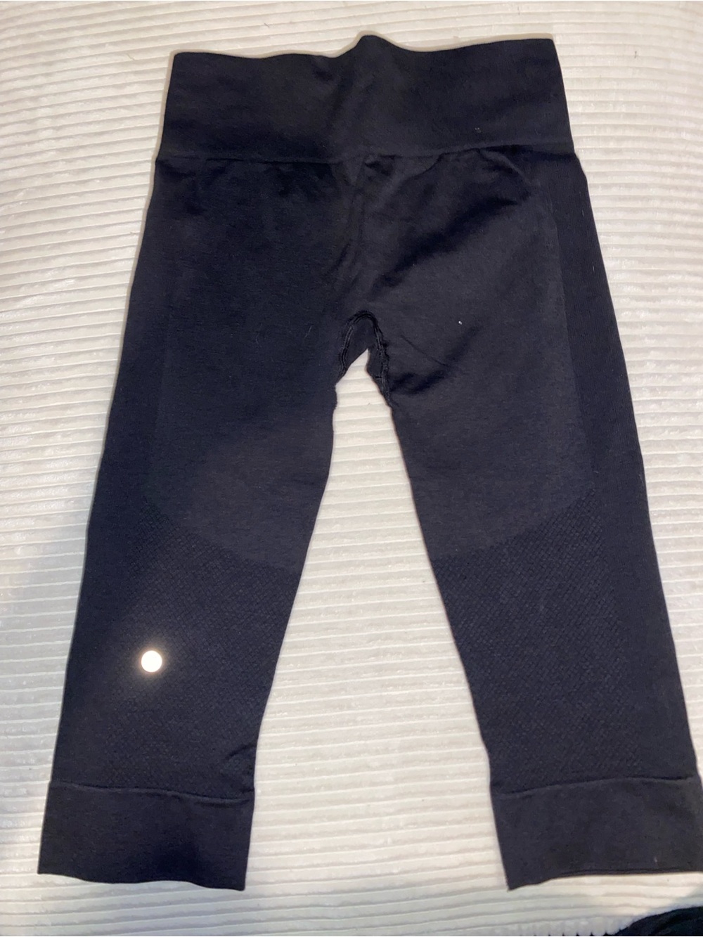 lululemon Black Cropped Seamless Leggings